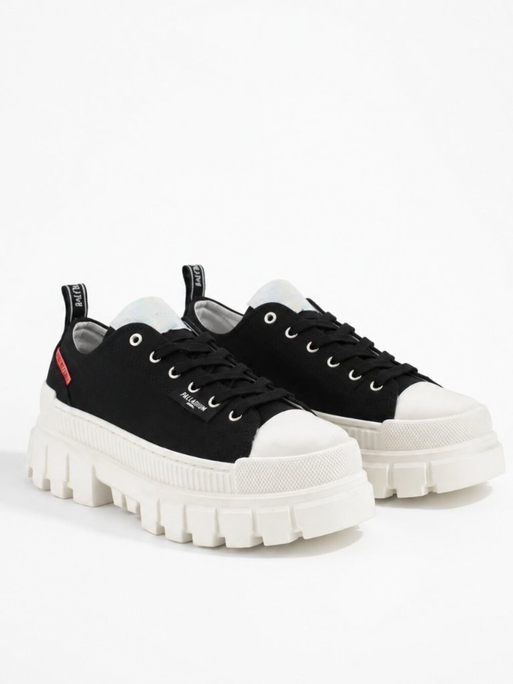 Palladium Revolt Lo TX Black Marshmallow Platform Sneakers NIB